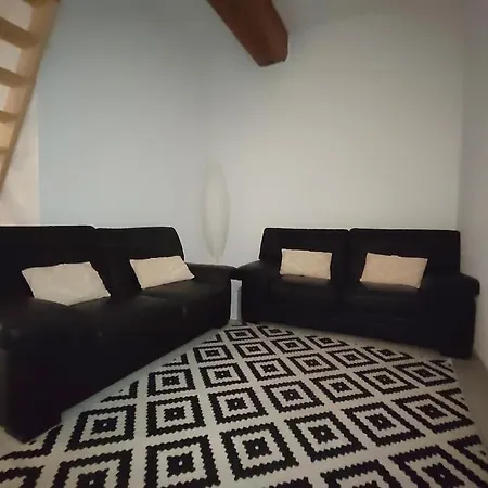 Tres Grand Et Bel Apartamento Nîmes